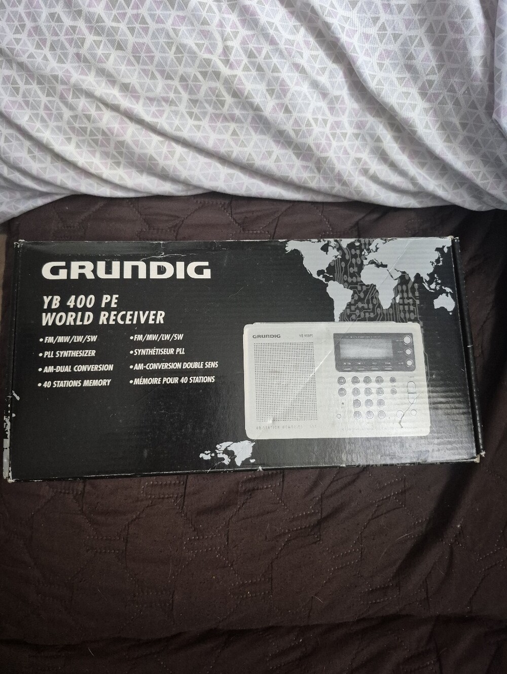 Grundig YB 400 World Receiver Yacht Boy AM FM , Short , Medium , Long Wave , SSB